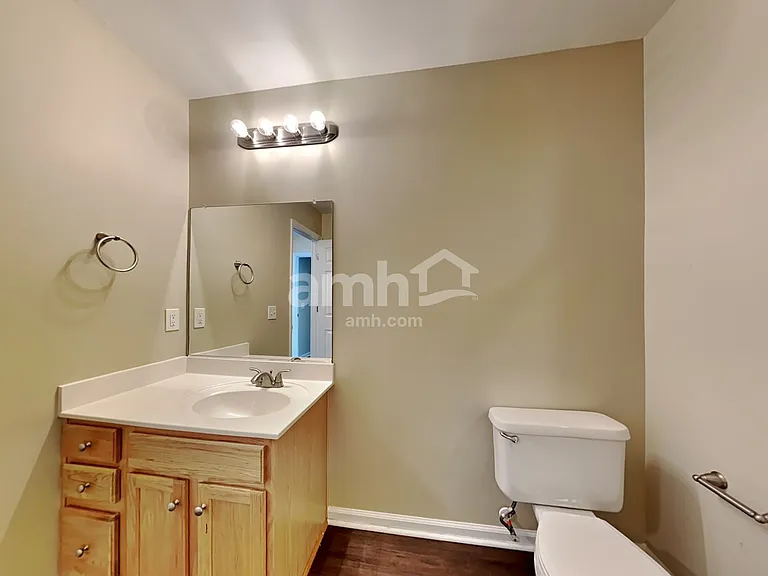 126 Avalon Rd — Photo 20