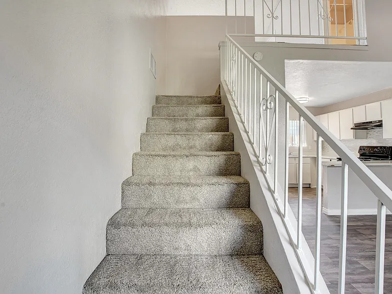 Green Tree Apartments — Photo 47