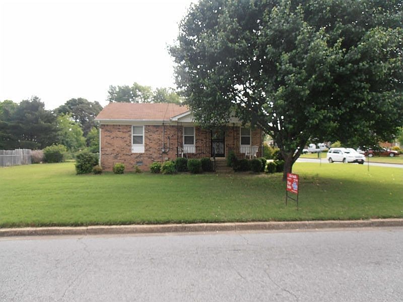 1st image of 2145 Volunteer Blvd