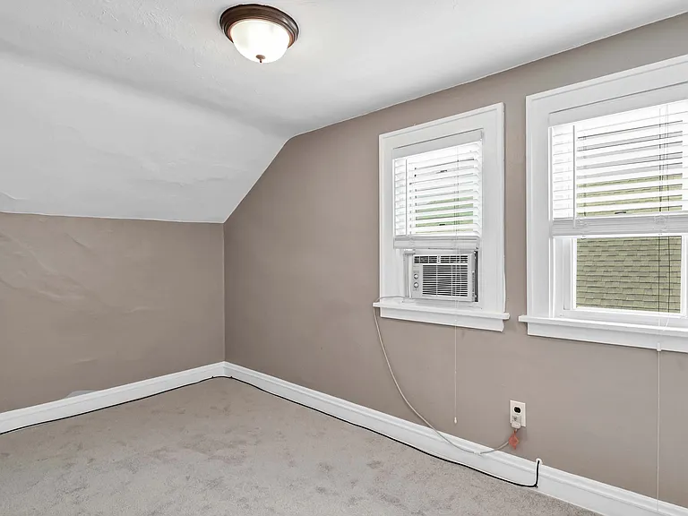 17316 Archdale Ave #3 — Photo 15