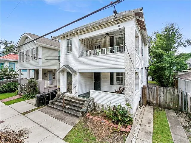 2513 Lowerline St — Photo 1