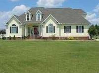 35 Gum Swamp Rd, Four Oaks, NC 27524