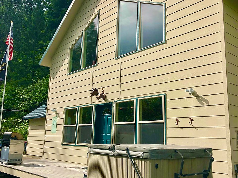 1st image of 250 Pine Cliff Dr