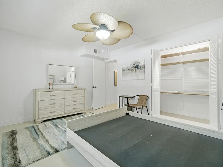 3002 Portofino Isle #D1 — Photo 19