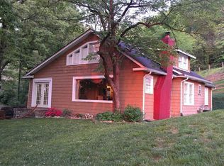 6688 Kuamoo Rd, Kapaa, HI 96746