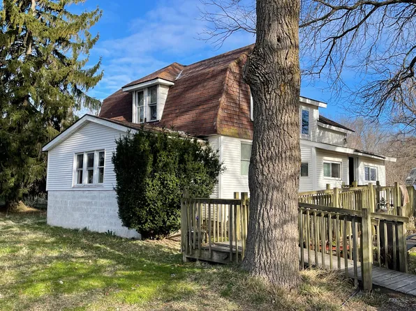3101 Arthur St E, Coopersville, MI 49404