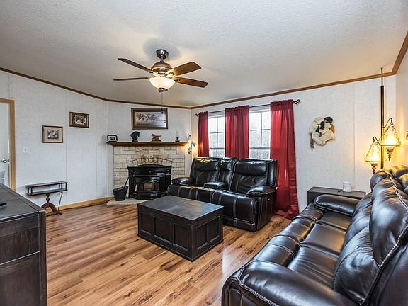 5th image of 9750 Kyle Dr