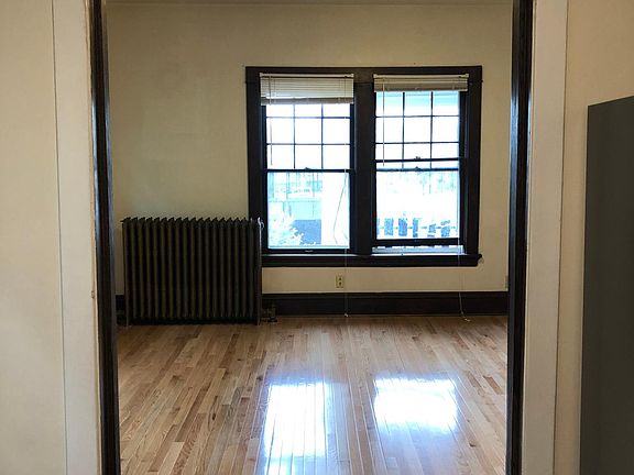 4th image of 2433 Emerson Ave S APT 3