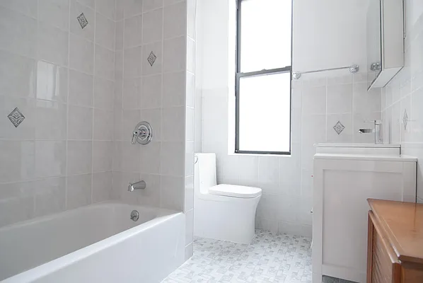 Rented by WAM Partners - William Moses Co. | media 35