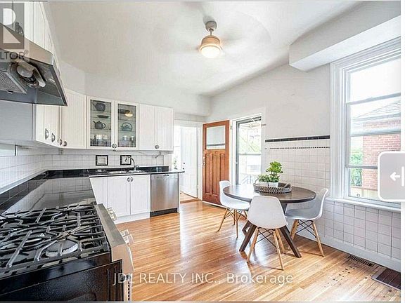 2nd image of 137 Denison Ave