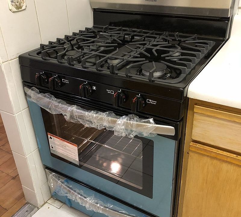 2nd image of 223 E 110th St APT B