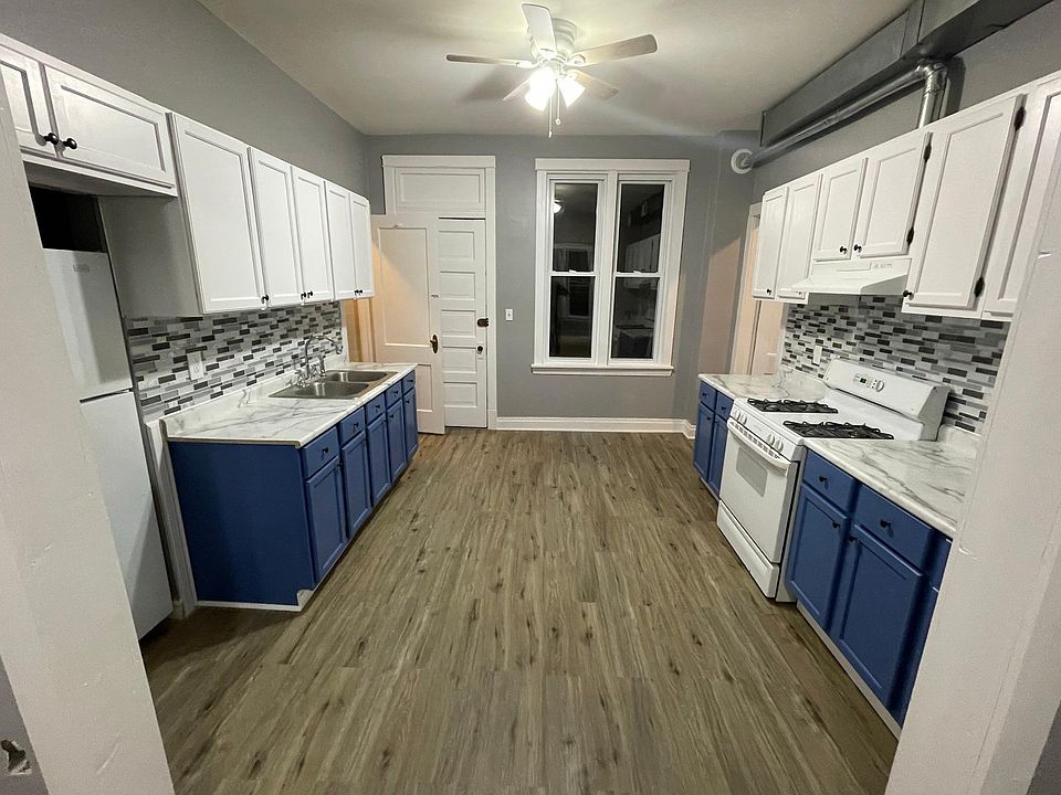 1st image of 4747 S Hermitage Ave #2S