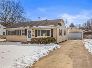 1008 Bel Aire Dr, Rantoul, IL 61866