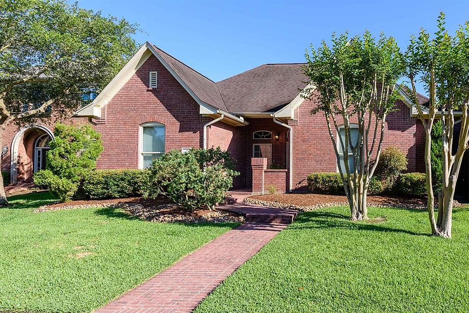 2 Heritage Oak Ct, Lake Jackson, TX 77566 Zillow
