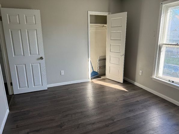 1053 Washington Ave #4