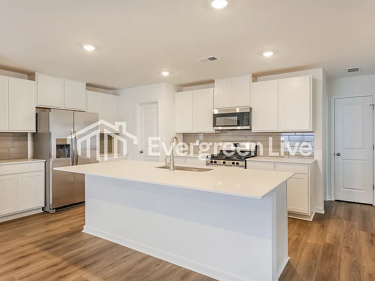 1377 Hugh Mack Ct — Photo 6
