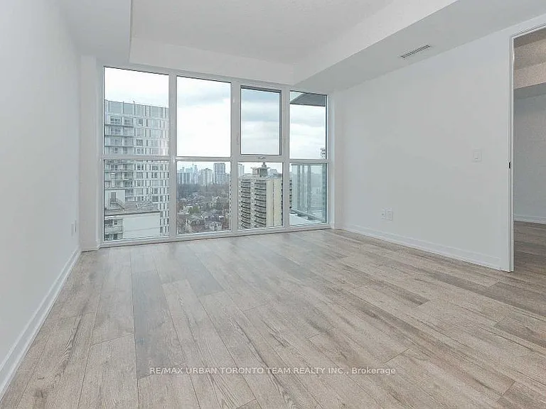 125 Redpath Ave #1709 — Photo 8
