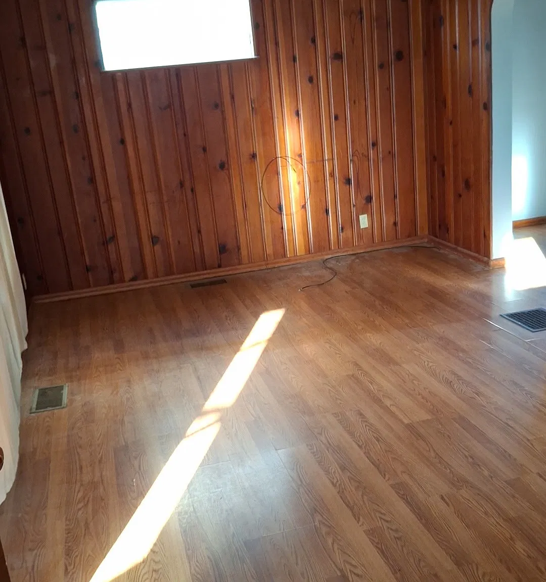 3 bed, 1.5 bath, 1584 sqft, $1,350 — Photo 3
