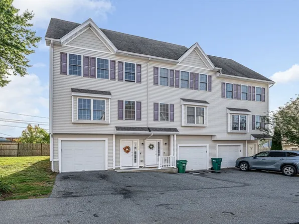 15 Alton St Unit 16, Lowell, MA 01852