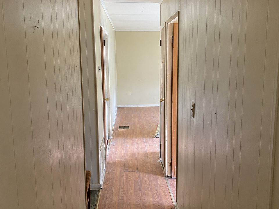 2nd image of 255 Cook Dr