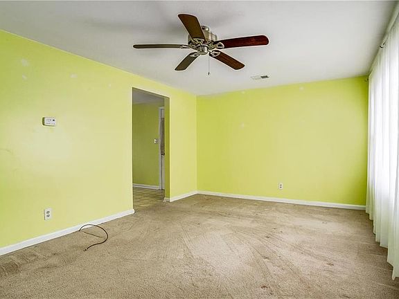 4th image of 6550 Lowell Ave