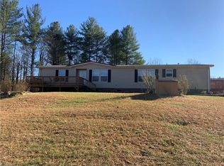 325 Long Fork Rd, Ferguson, NC 28624