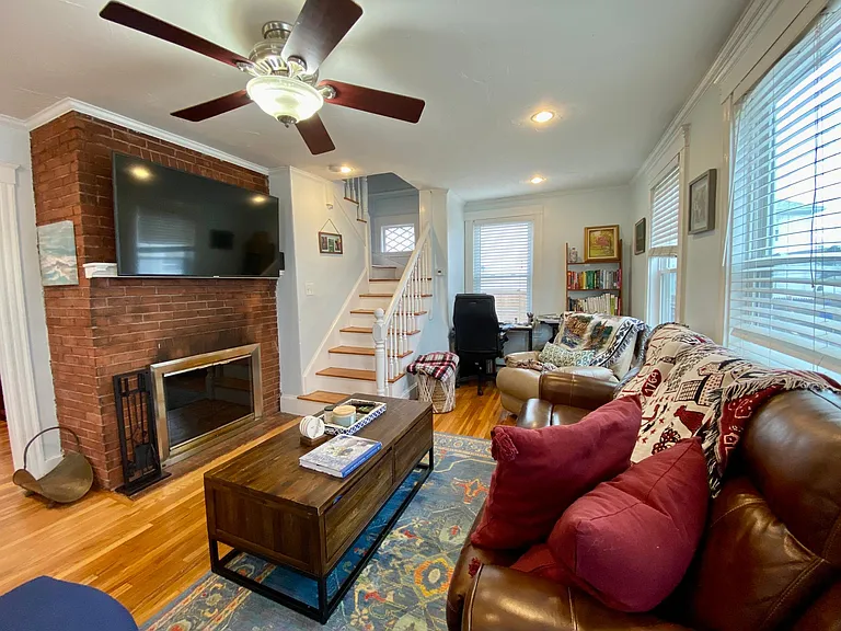 482 Beale St #HOUSE — Photo 1