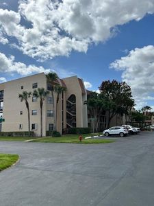 140 Lake Nancy Lane #213, West Palm Beach, FL, 33411