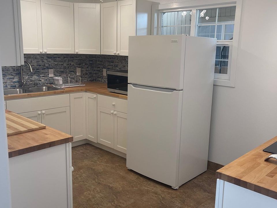 1st image of 2823 Puu Hoolai St #3