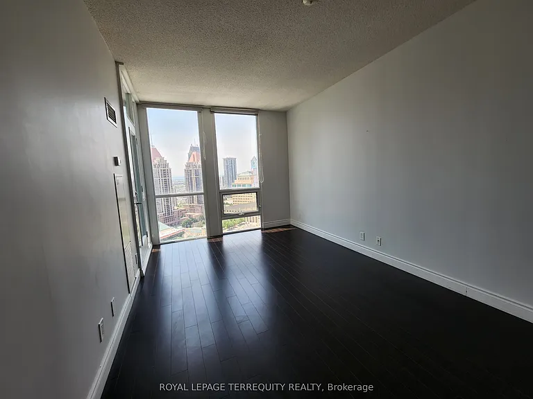 3939 Duke Of York Blvd #2510 — Photo 6
