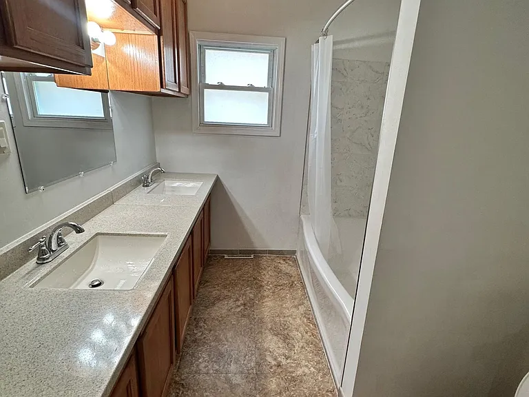 4651 Boydson Dr — Photo 15