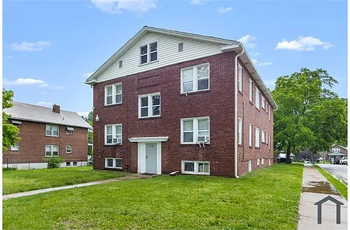 6748 Crest Ave #2E Photo 1