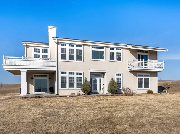 27894 Bellevue Cascade Rd, Bellevue, IA 52031