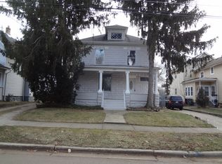 385 Jefferson Ave, Elgin, IL 60120