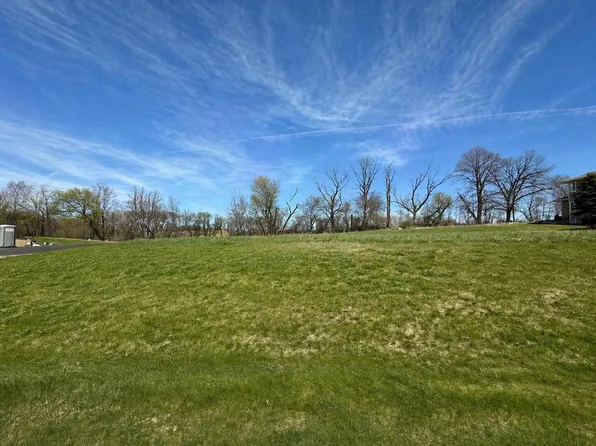 N998 WINDS WAY #Lt13, Oconomowoc, WI 53066