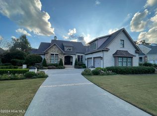 2212 Deepwood Dr, Wilmington, NC 28405