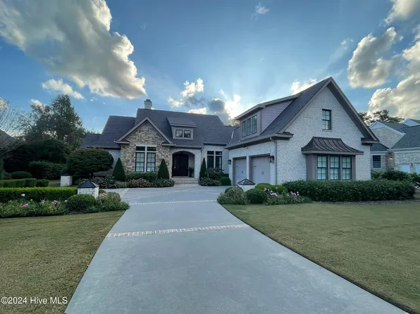 2212 Deepwood Drive, Wilmington, NC 28405