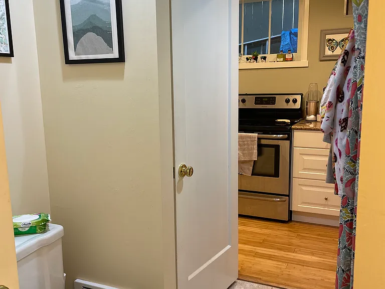 BR to kitchen