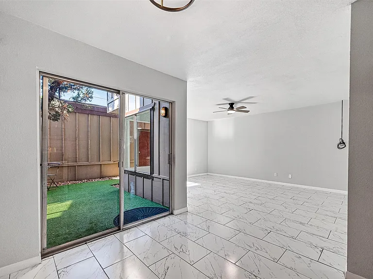 8046 Ellinger Ln — Photo 17
