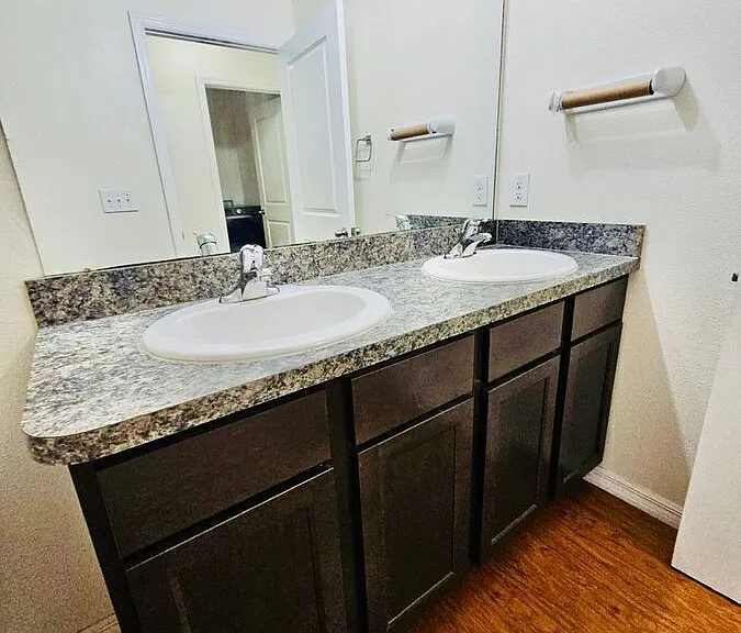 4606 Lindever Ln — Photo 37