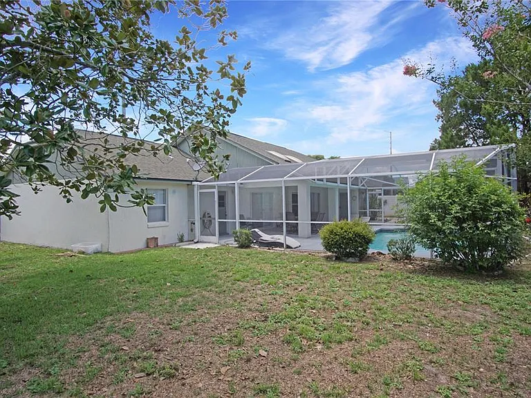 928 Loma Bonita Dr — Photo 4