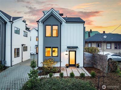 225 24th Avenue, Seattle, WA, 98122