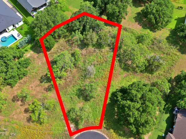105 Fox Fur Circle, Horseshoe Bay, TX 78611
