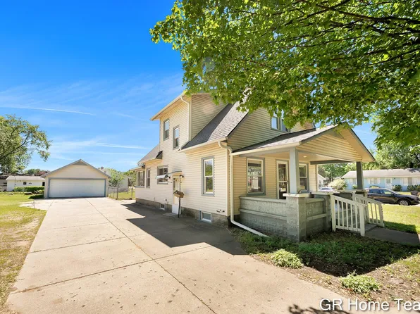 3744 Clyde Park Ave SW, Wyoming, MI 49509
