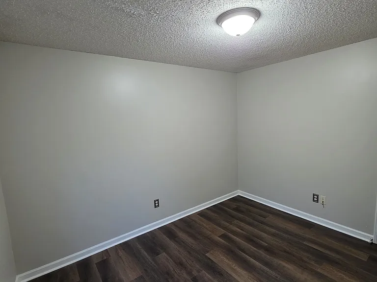 234 Clifton St — Photo 12