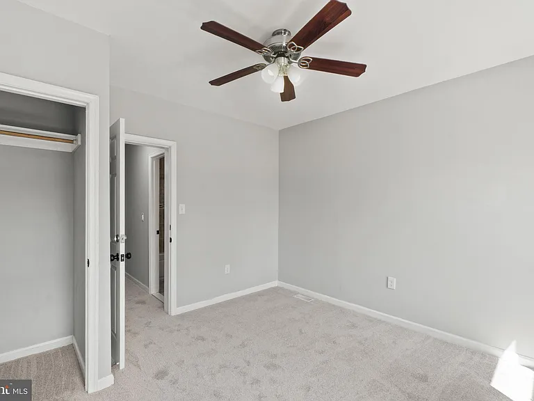 324 Oldham St — Photo 28