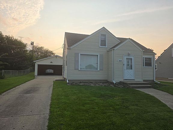 2nd image of 4616 32nd AVENUE