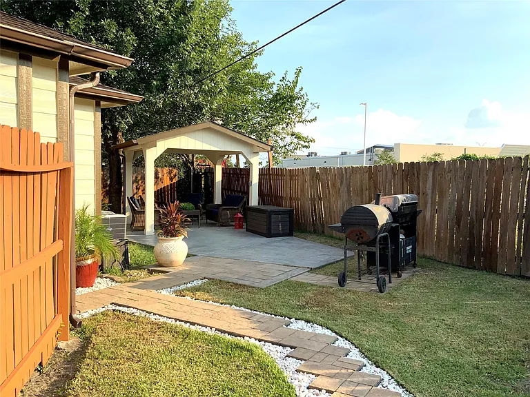15506 Red Pine Ridge Way — Photo 45