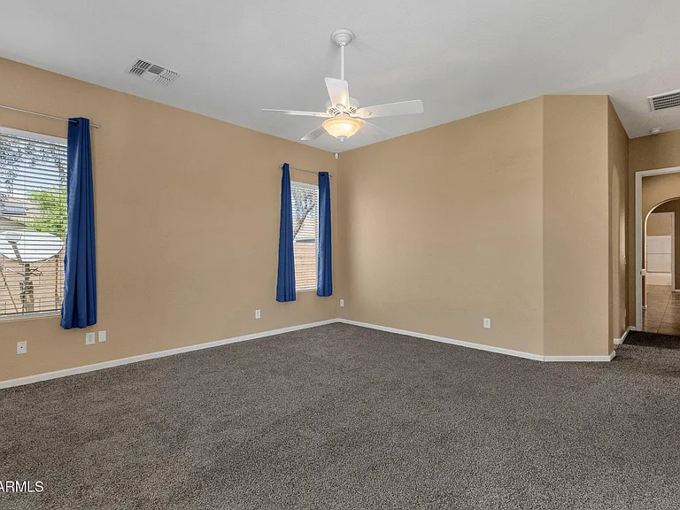 2403 E Robb Ln — Photo 20