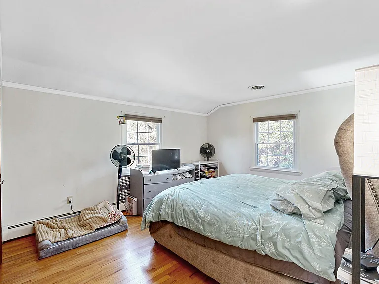 74 S Fairfield Dr — Photo 18